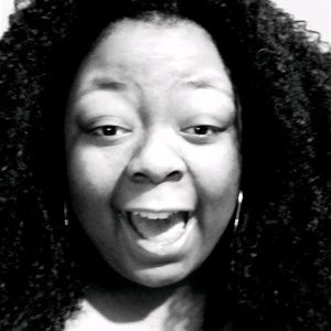 Meet your Posher, Chanel